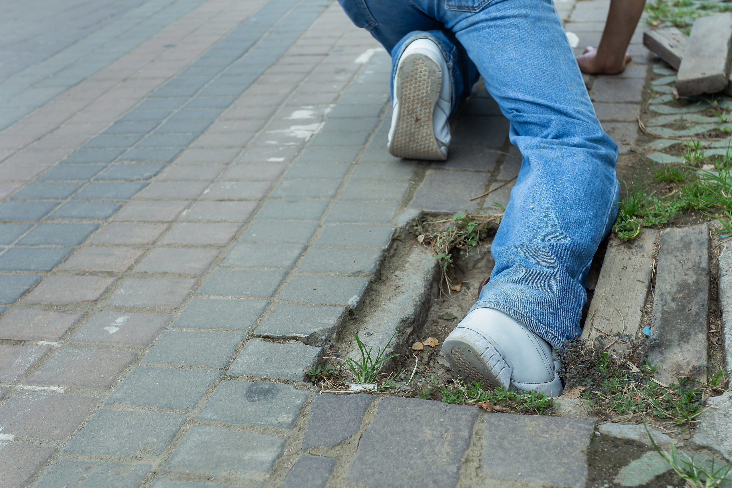 everything you need to know about sidewalk accident injuries