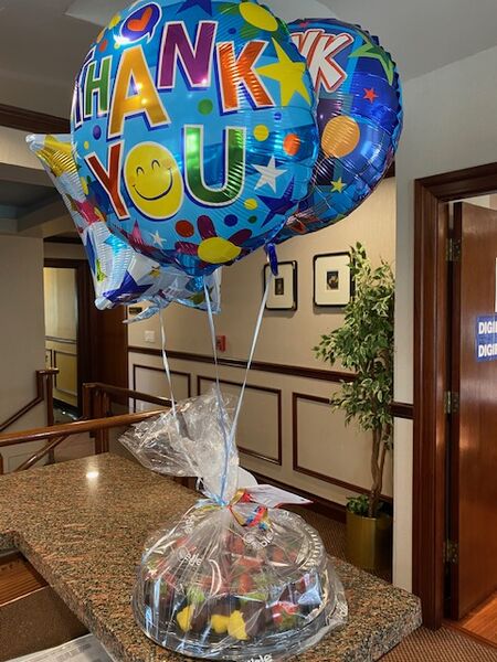 balloons with cake